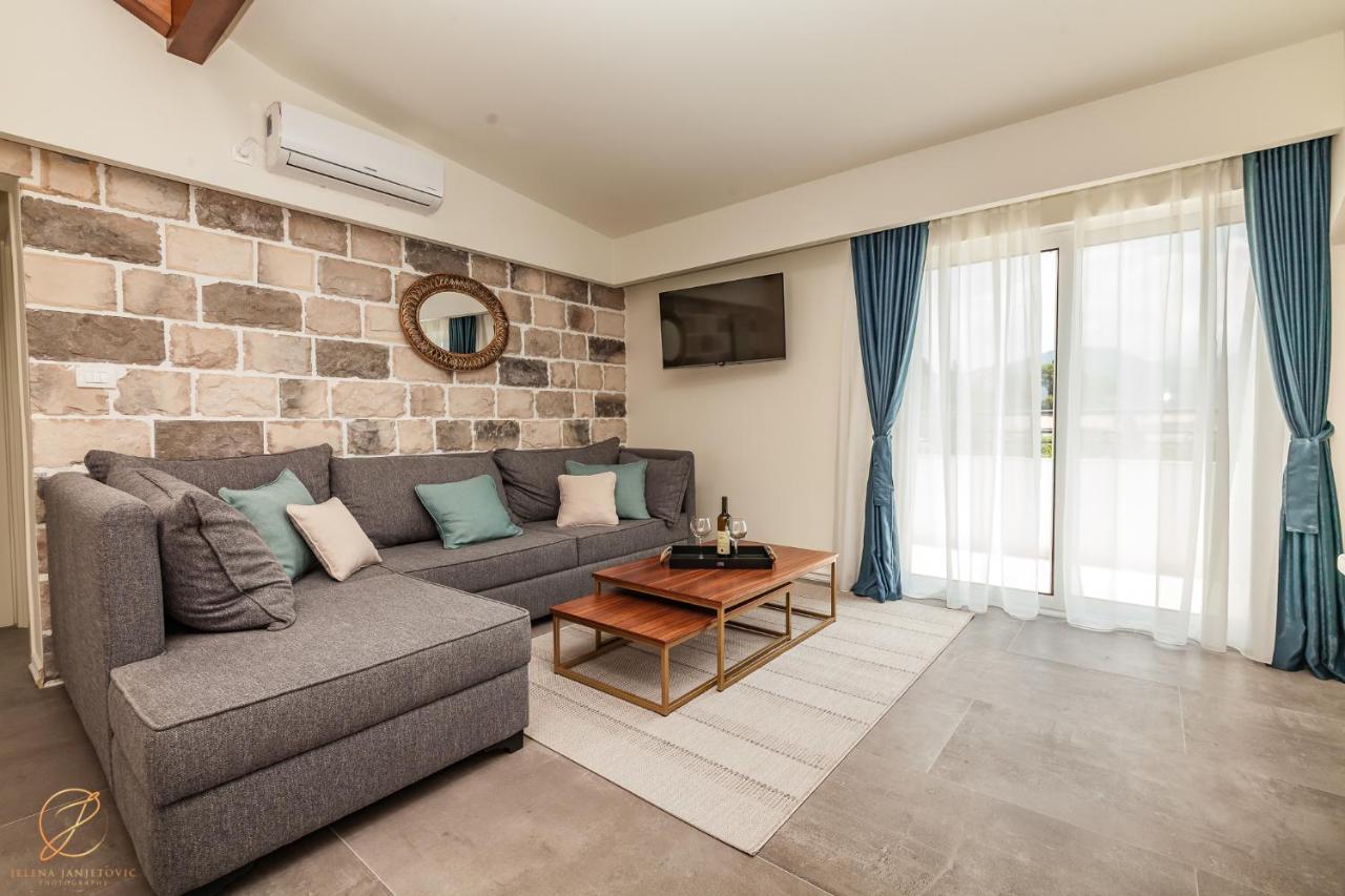 Apartments Cukovic Херцег Нови Екстериор снимка