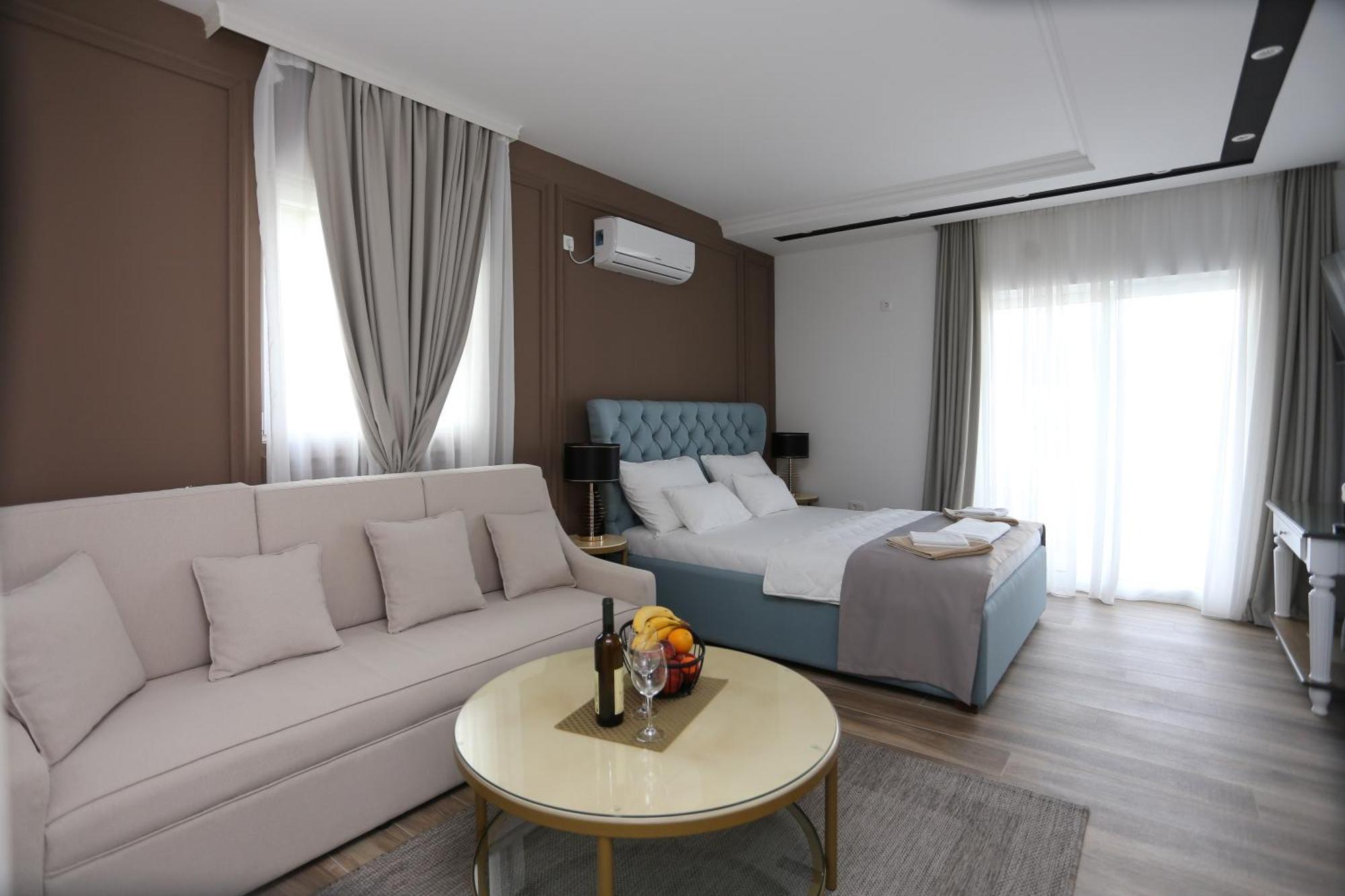 Apartments Cukovic Херцег Нови Екстериор снимка
