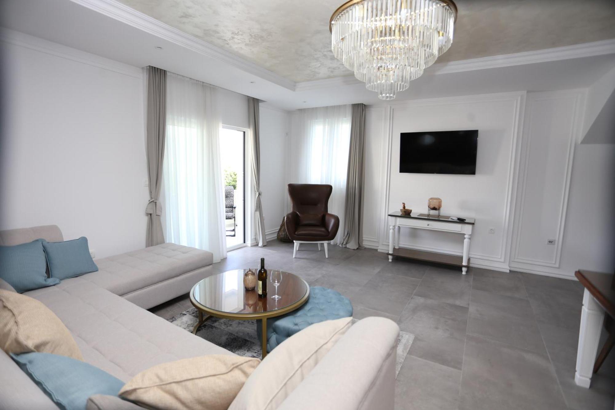Apartments Cukovic Херцег Нови Екстериор снимка