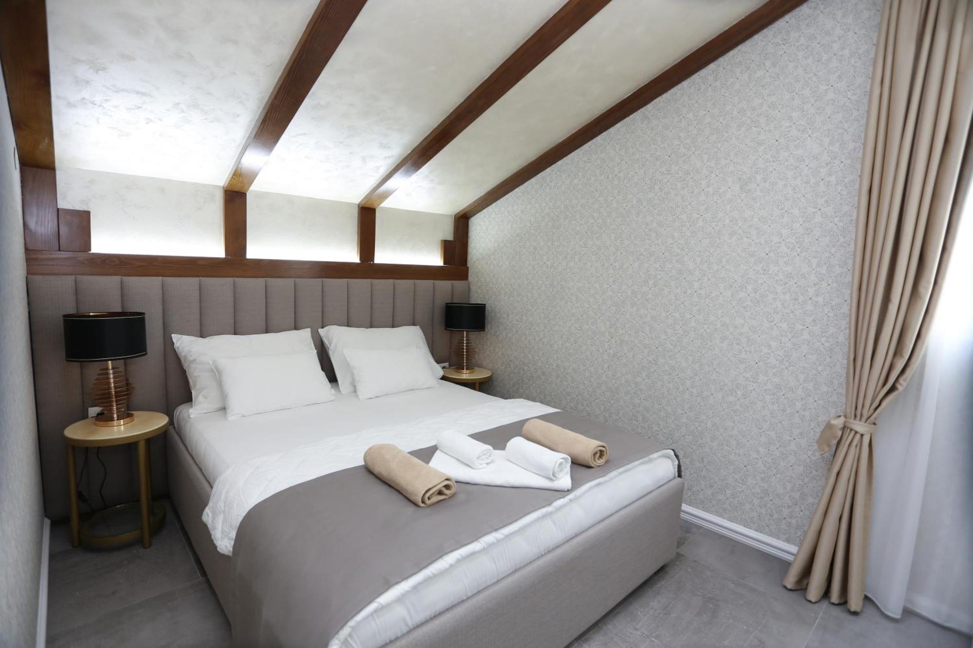 Apartments Cukovic Херцег Нови Екстериор снимка